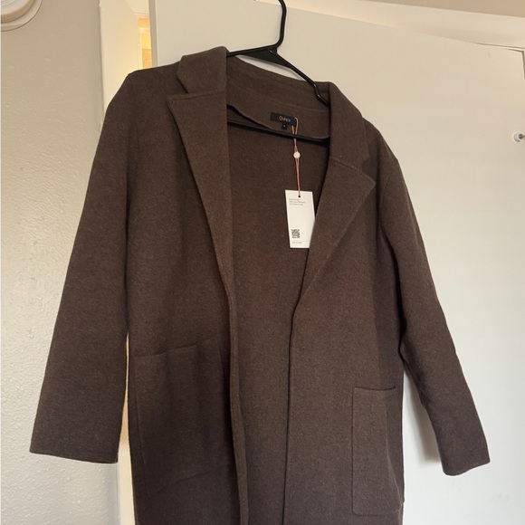Quince 100% Organic Cotton Knit Blazer in Heather Brown - Picture 2 of 4